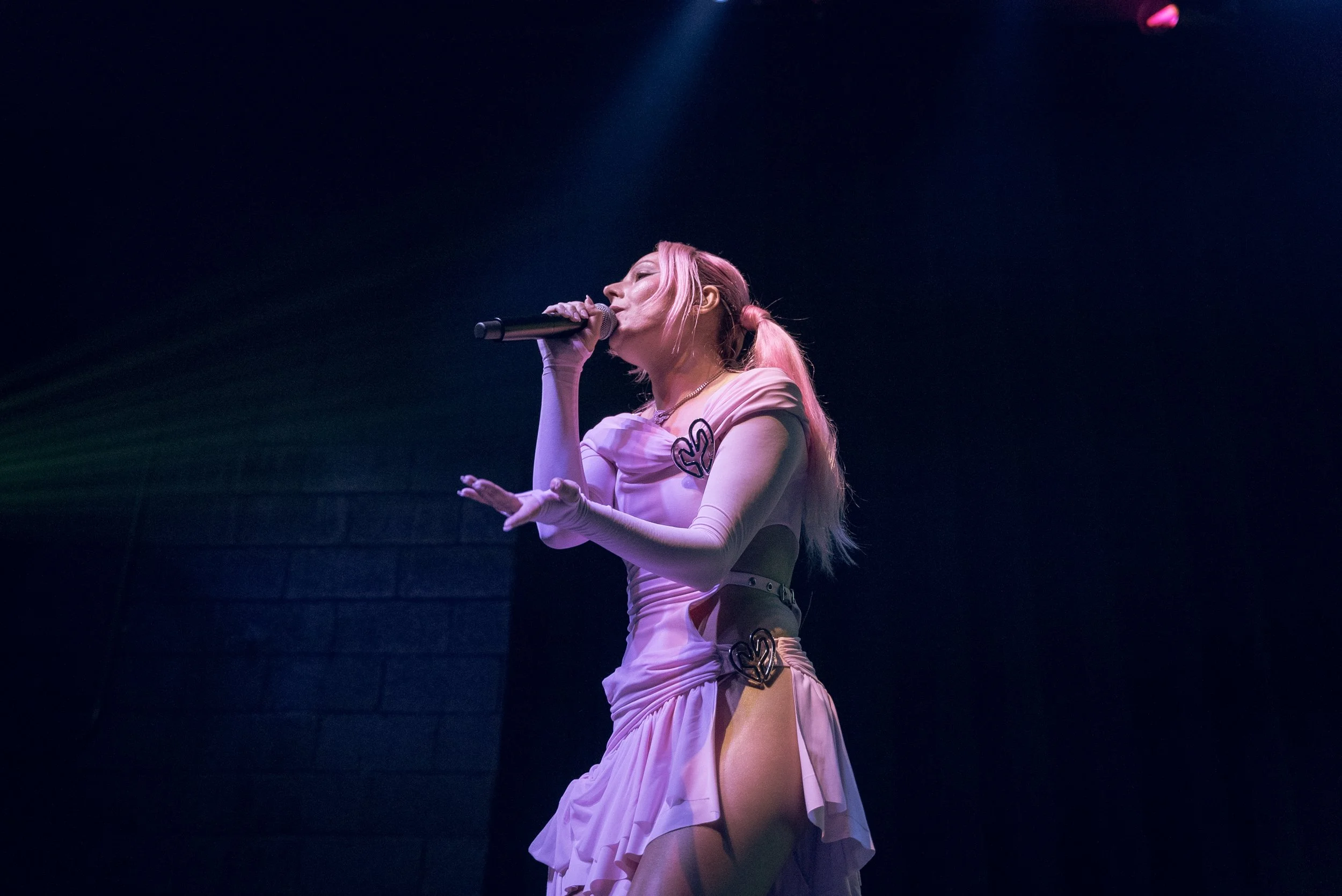 HANNAH DIAMOND AT THE ATLANTIS — Out Jamz